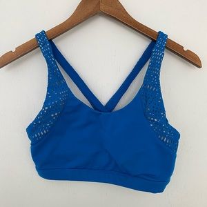 Alo yoga laser cut sports bra